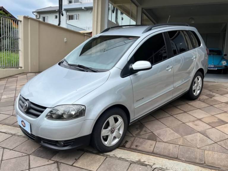 VOLKSWAGEN - SPACEFOX - 2008/2009 - Prata - R$ 36.900,00