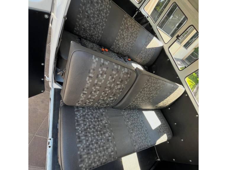 VOLKSWAGEN - KOMBI - 1995/1995 - Branca - R$ 42.000,00