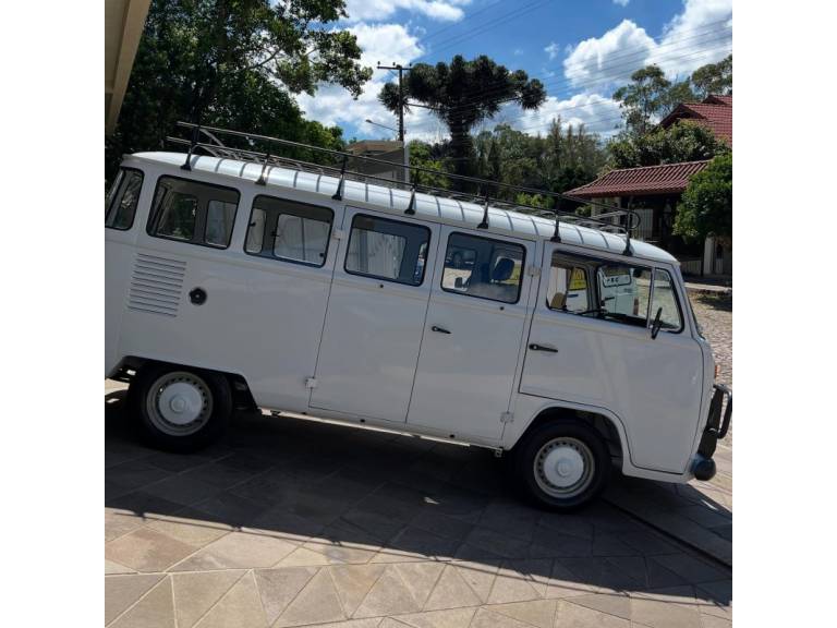 VOLKSWAGEN - KOMBI - 1995/1995 - Branca - R$ 42.000,00