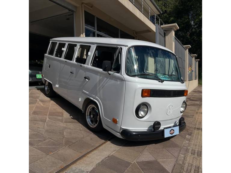 VOLKSWAGEN - KOMBI - 1997/1997 - Branca - R$ 54.000,00