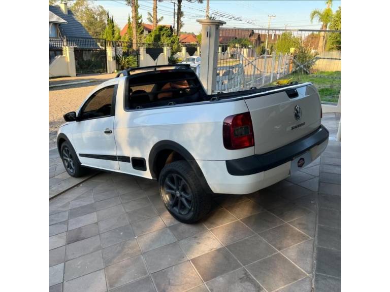 VOLKSWAGEN - SAVEIRO - 2012/2013 - Branca - R$ 49.500,00