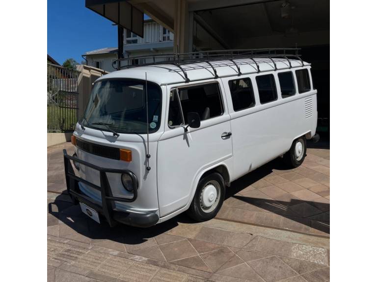VOLKSWAGEN - KOMBI - 1995/1995 - Branca - R$ 42.000,00