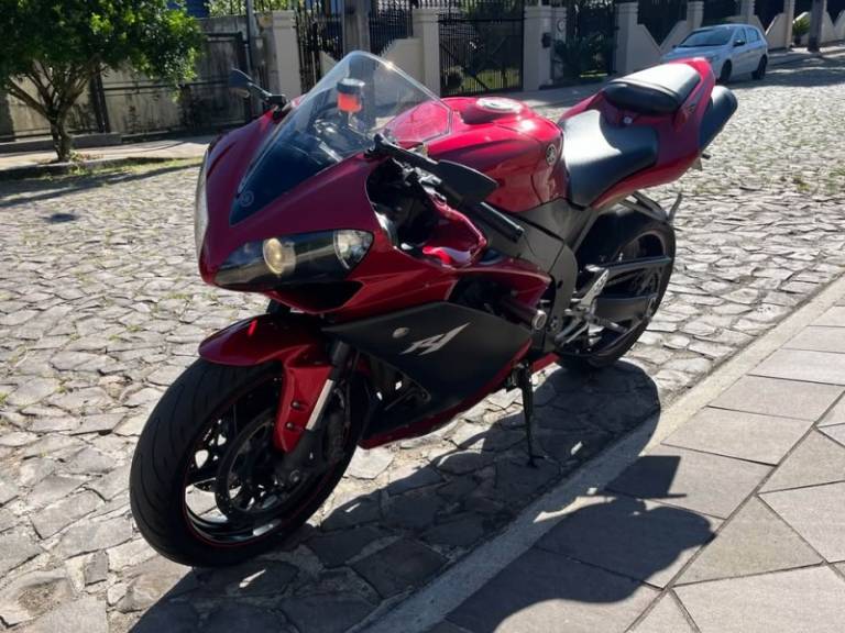 YAMAHA - YZF - 2007/2007 - Vermelha - R$ 36.900,00