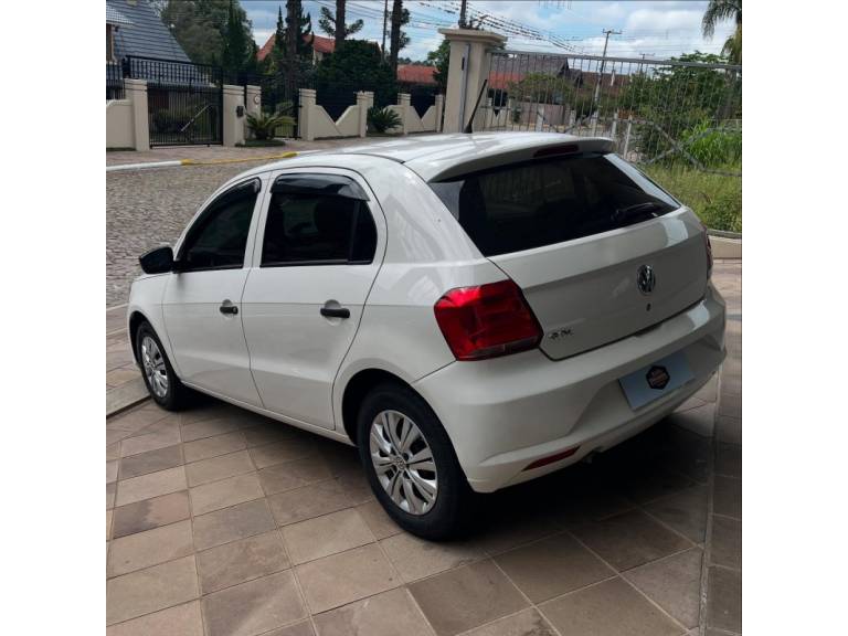 VOLKSWAGEN - GOL - 2018/2018 - Branca - R$ 45.900,00