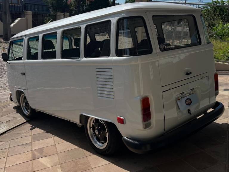 VOLKSWAGEN - KOMBI - 1997/1997 - Branca - R$ 54.000,00
