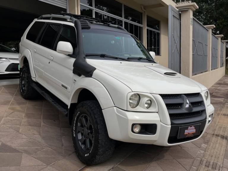 MITSUBISHI - PAJERO SPORT - 2009/2010 - Branca - R$ 81.900,00