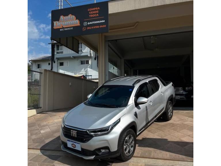 FIAT - STRADA - 2021/2021 - Prata - R$ 97.900,00