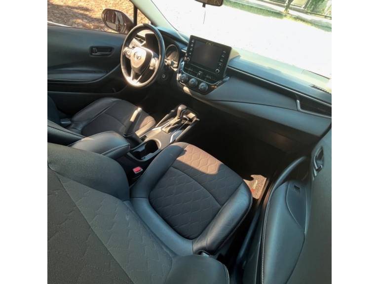 TOYOTA - COROLLA - 2021/2021 - Branca - R$ 114.900,00