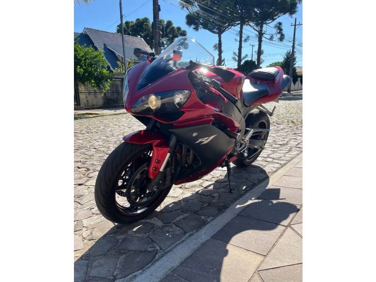 YAMAHA - YZF - 2007/2007 - Vermelha - R$ 36.900,00