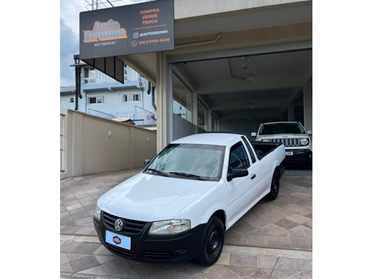 VOLKSWAGEN - SAVEIRO - 2009/2010 - Branca - R$ 38.900,00